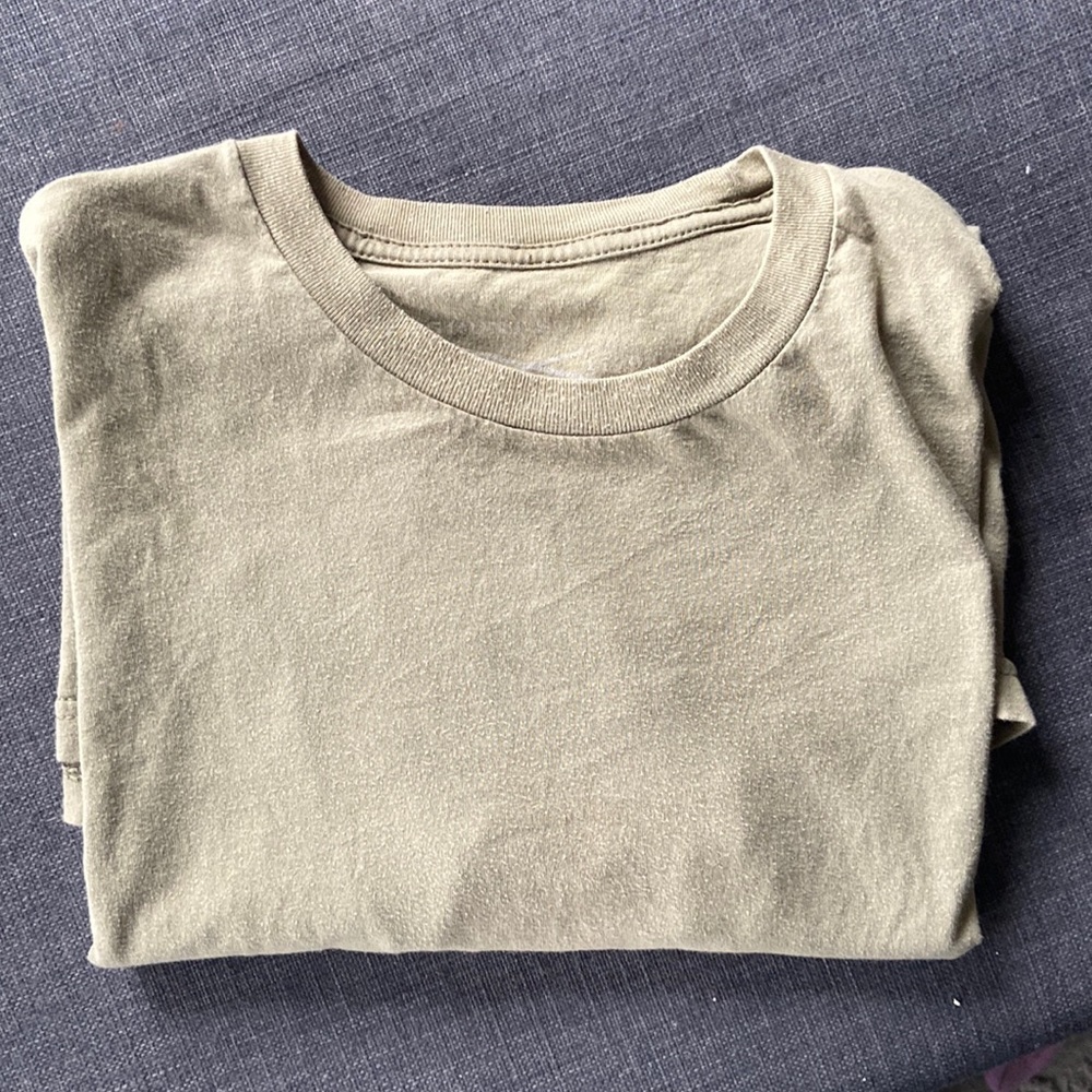 Men’s large grunt style tee